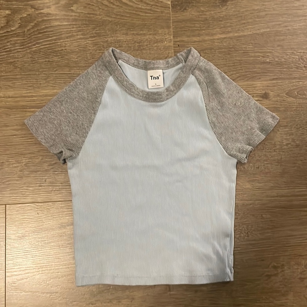 TNA cropped short sleeve